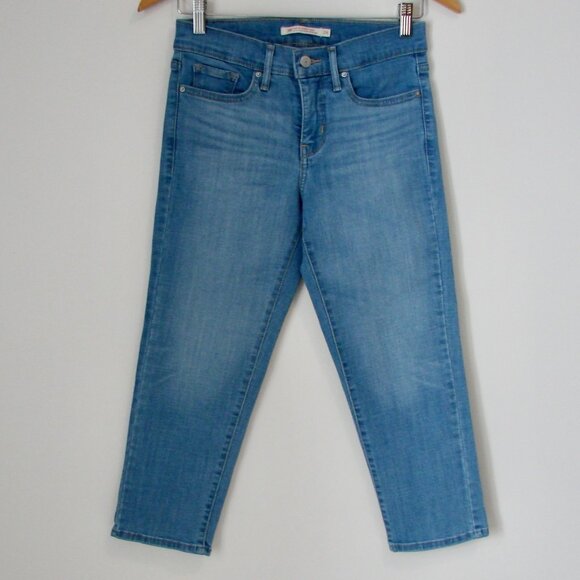 Levi's Shaping Skinny Capri Jeans Light Wash Cropped Stretch Size 26 - Picture 3 of 13